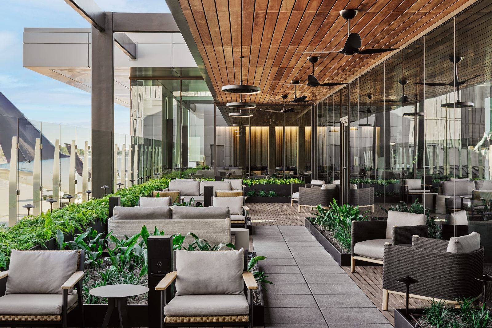 The Best Airport Lounges in the US Have Speakeasies, Fireplaces, and Cheesemongers